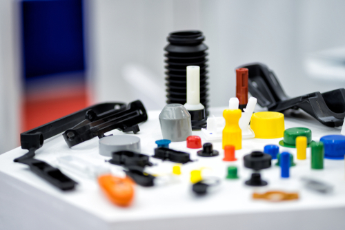 custom plastic injection molders